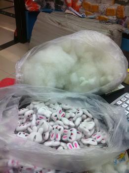 我有毛絨動物卡通頭車耳朵塞棉花_義烏購義烏來料加工