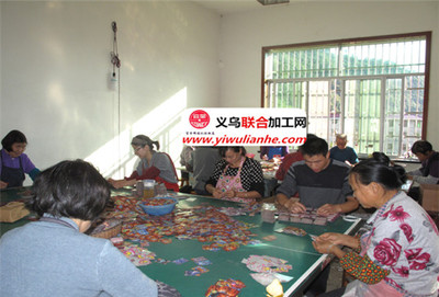 拿手工活回家做 來料加工行業擴張迅速 去哪里找訂單做