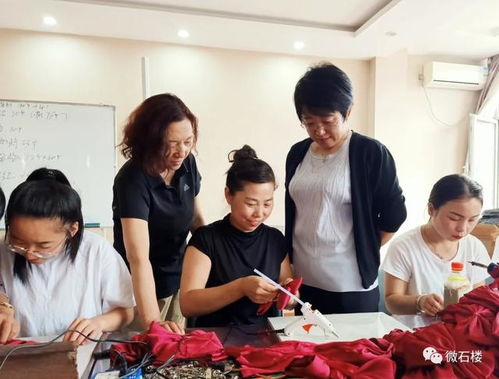 政府副縣長呼鵬燕調研石樓縣來料加工工作